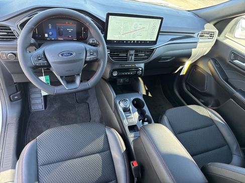 New 2025 Ford Escape ST-Line w/ Equipment Group 301A image 19
