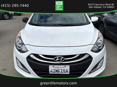 Used 2013 Hyundai Elantra GT w/ Touch & Go Pkg FWD image 2