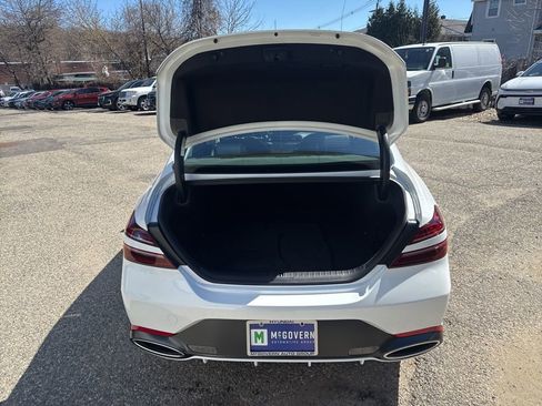 Used 2026 Genesis G70 2.5T image 5
