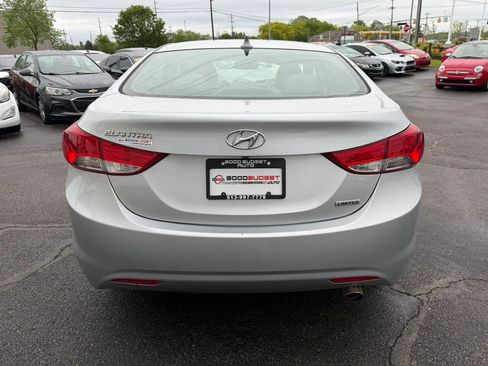 Used 2012 Hyundai Elantra Limited w/ Technology Pkg 5 image 8