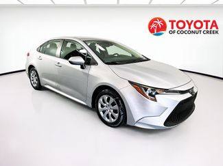 Used 2022 Toyota Corolla LE video 1