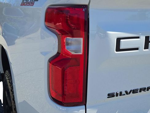 Used 2021 Chevrolet Silverado 1500 LT Trail Boss w/ LPO, Dark Essentials Package image 13