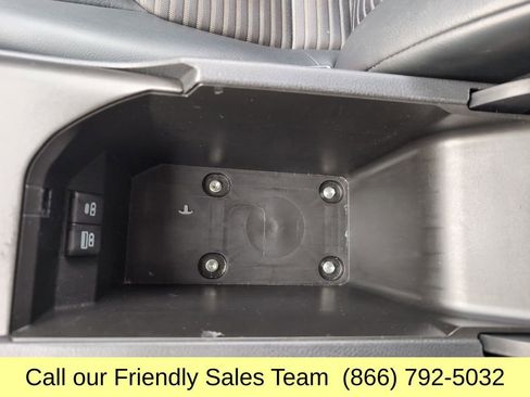 Used 2023 Toyota Camry SE image 25