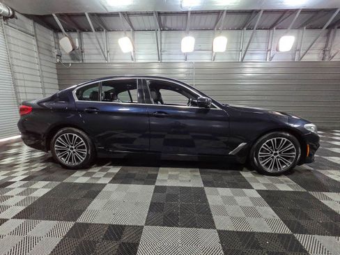 Used 2020 BMW 530i xDrive w/ Convenience Package AWD/4WD image 9