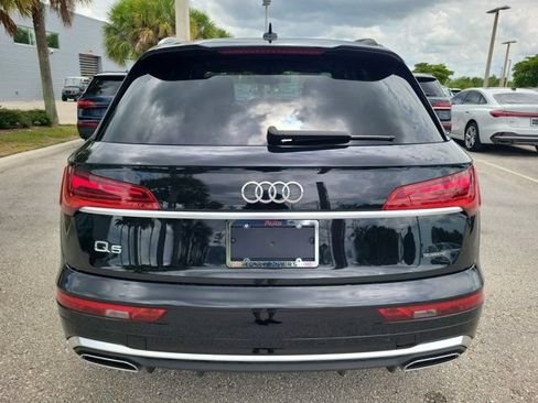 Certified 2023 Audi Q5 2.0T Premium w/ Convenience Package AWD/4WD image 6
