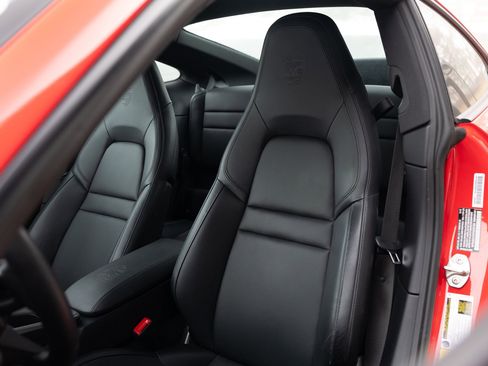 Used 2023 Porsche 911 Carrera S w/ Sport Chrono Package image 11