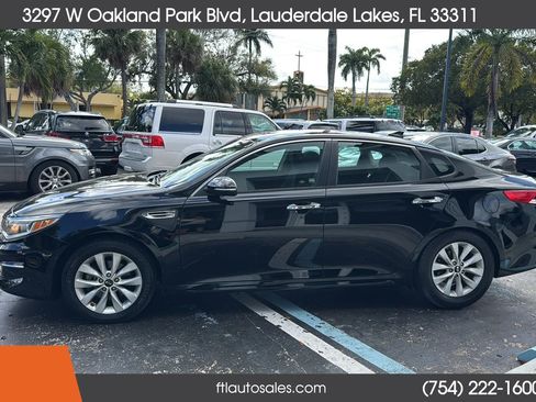 Used 2017 Kia Optima LX FWD image 7