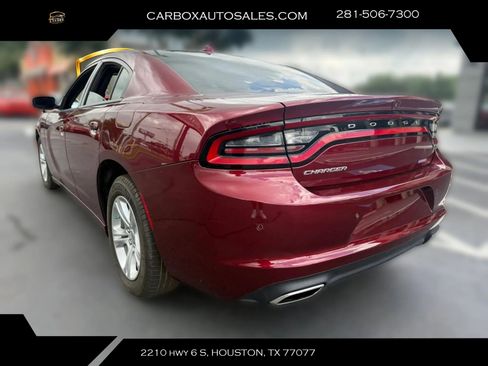 Used 2023 Dodge Charger SXT RWD image 3
