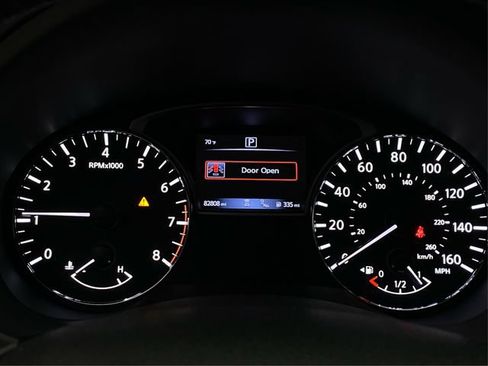 Used 2016 Nissan Altima 3.5 SL w/ 3.5 Technology Package FWD image 21