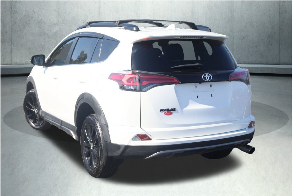 Used 2018 Toyota RAV4 Adventure w/ Cold Weather Package AWD/4WD image 37