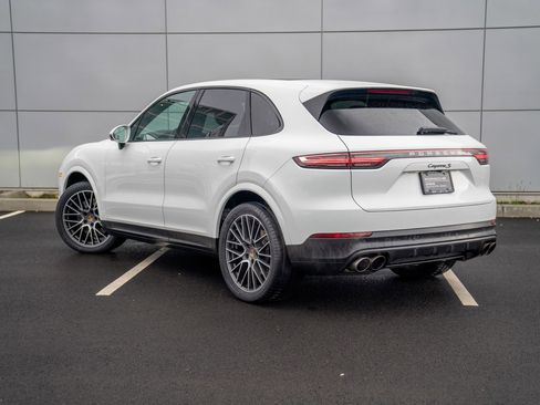Used 2019 Porsche Cayenne S image 3