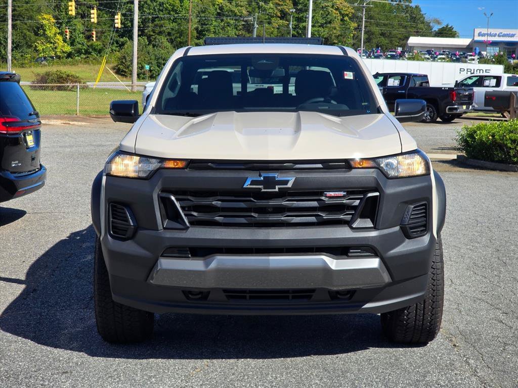 New 2026 Chevrolet Colorado Trail Boss w/ Midnight Edition AWD/4WD image 17
