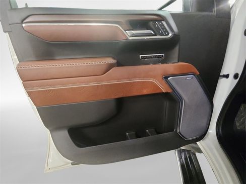 Certified 2024 GMC Sierra 1500 Denali Ultimate image 14
