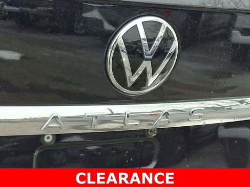 Used 2022 Volkswagen Atlas SE image 31