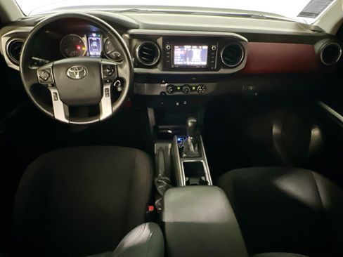 Used 2019 Toyota Tacoma SR5 image 29