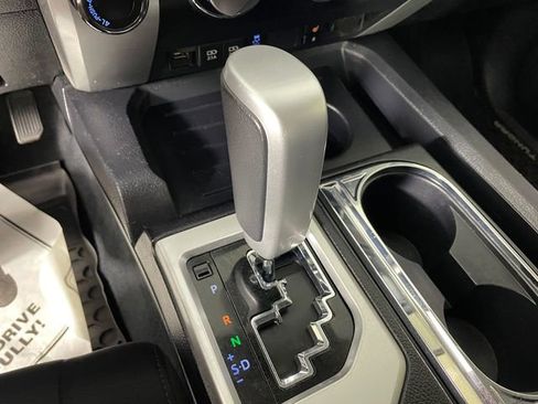 Used 2021 Toyota Tundra SR5 AWD/4WD image 11