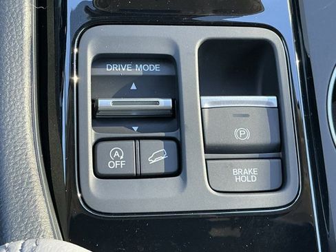 New 2025 Honda Pilot EX-L image 13