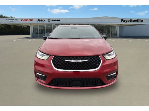 New 2026 Chrysler Pacifica Select image 8