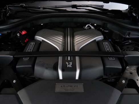 Certified 2023 Rolls-Royce Cullinan AWD/4WD image 28
