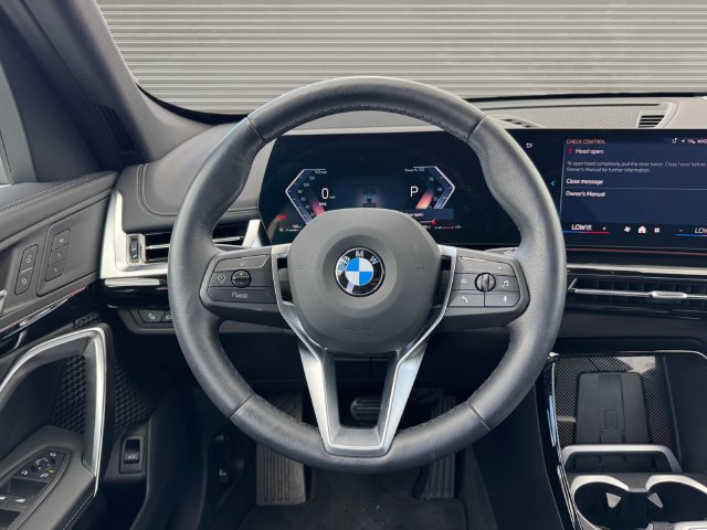 Used 2025 BMW X1 xDrive28i AWD/4WD image 13