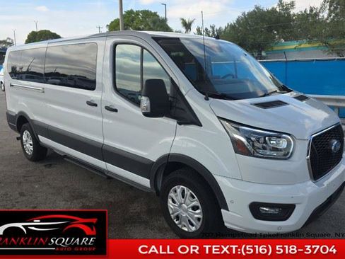 Used 2023 Ford Transit 350 XLT image 3