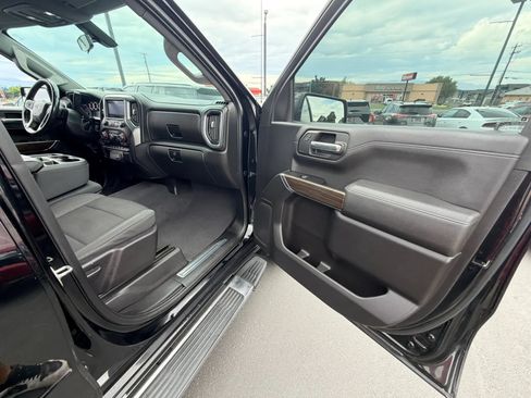 Used 2019 Chevrolet Silverado 1500 LT Trail Boss AWD/4WD image 24