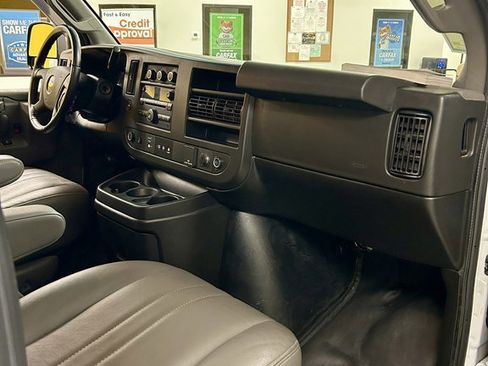 Used 2020 Chevrolet Express 2500 w/ Communications Package image 11