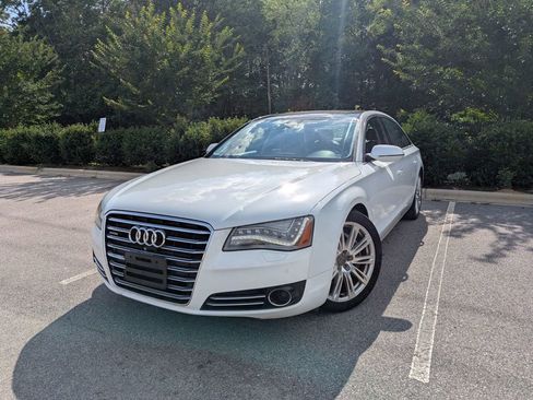 Used 2014 Audi A8 L TDI w/ Premium Package image 2