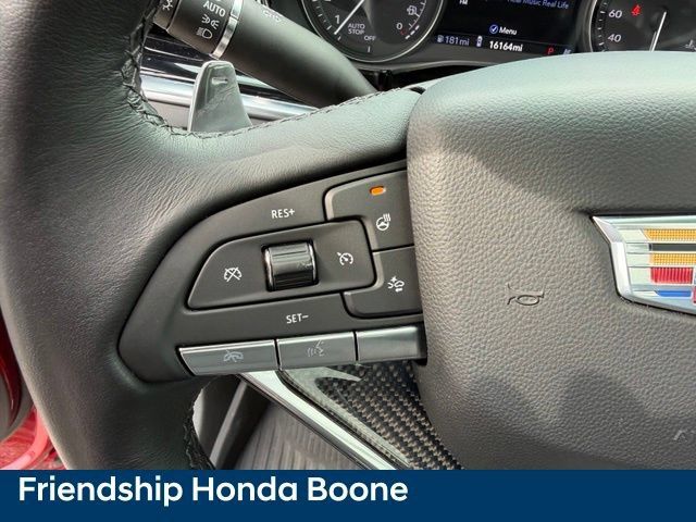 Used 2024 Cadillac XT6 Sport w/ Technology Package AWD/4WD image 22