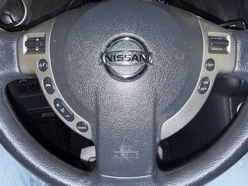 Used 2015 Nissan Rogue S w/ Convenience Package FWD image 12