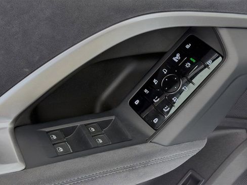 New 2025 Audi SQ5 Premium Plus image 17