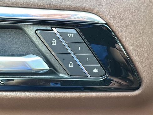 New 2025 Chevrolet Tahoe High Country w/ Sun And Tow Package image 19