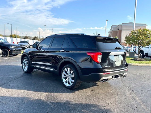 Used 2024 Ford Explorer Platinum w/ Technology Package AWD/4WD image 8