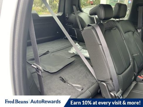 New 2025 Jeep Wagoneer 4WD w/ Convenience Group I image 10