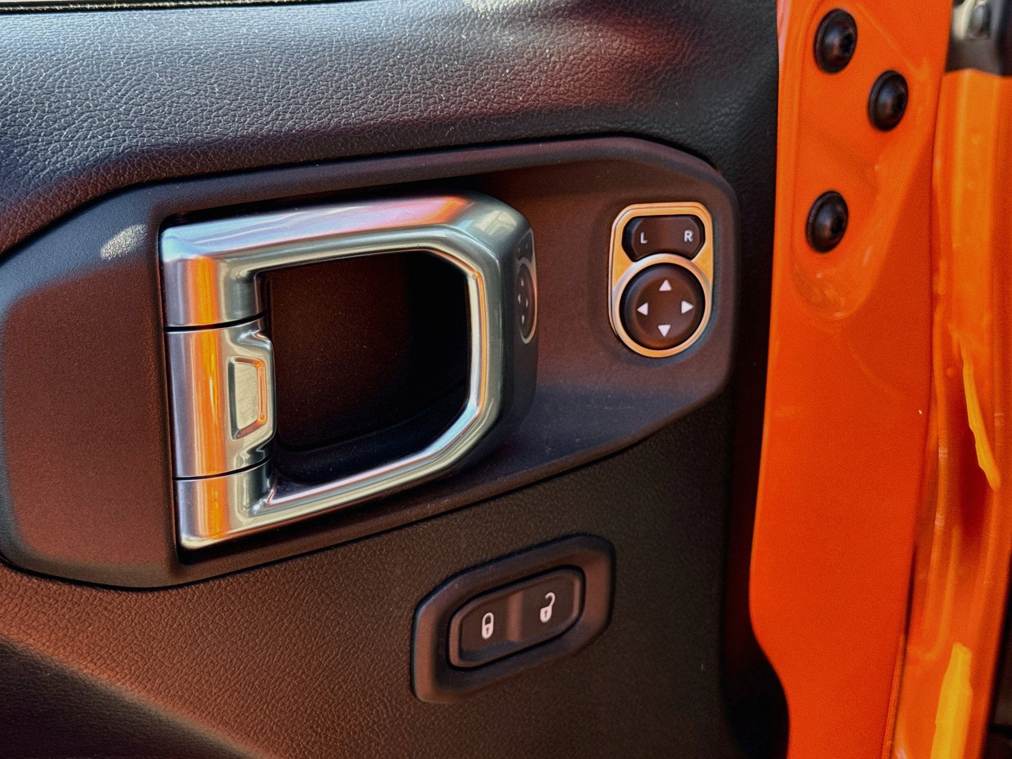 Used 2025 Jeep Wrangler Unlimited Sport AWD/4WD image 10