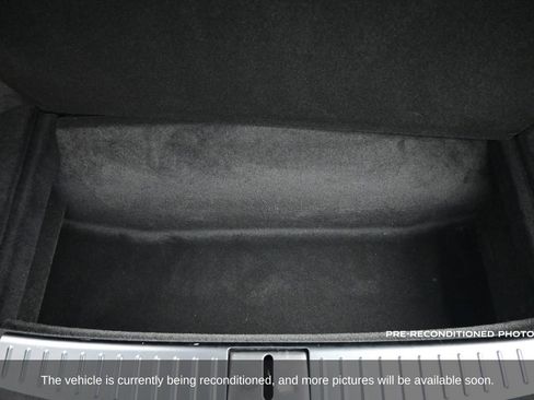 Used 2022 Tesla Model S image 35