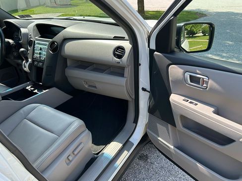 Used 2011 Honda Pilot EX-L image 14