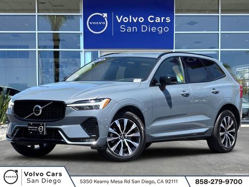Certified 2023 Volvo XC60 B5 Plus AWD/4WD image 1