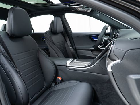 New 2026 Mercedes-Benz C 300 4MATIC Sedan image 22
