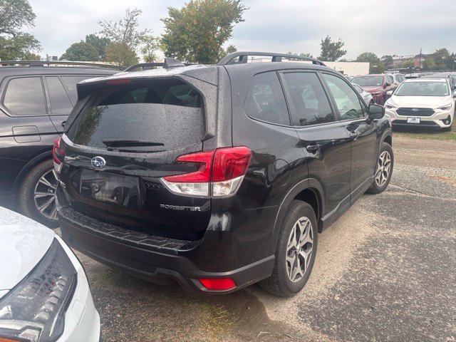Used 2024 Subaru Forester Premium AWD/4WD image 8