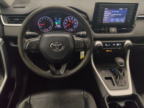Used 2019 Toyota RAV4 LE image 22