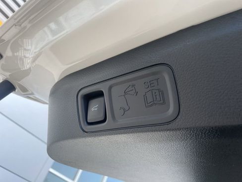 New 2024 Ford Expedition Max Platinum AWD/4WD image 11