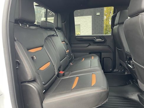 Used 2024 GMC Sierra 2500 AT4 w/ AT4 Premium Plus Package image 34