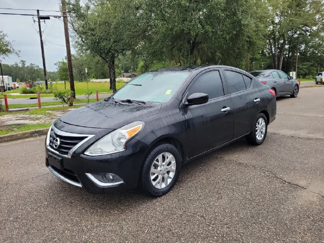 Used 2018 Nissan Versa SV w/ SV Special Edition Package FWD image 4