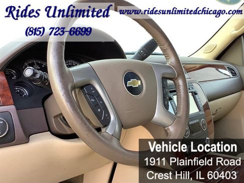 Used 2013 Chevrolet Suburban LTZ image 23