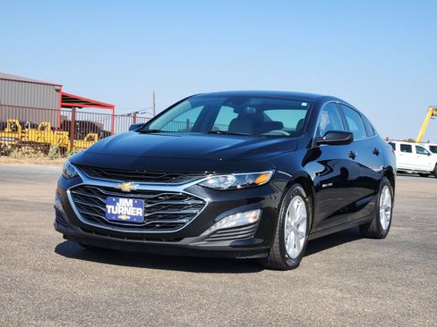 Used 2024 Chevrolet Malibu LT FWD image 3