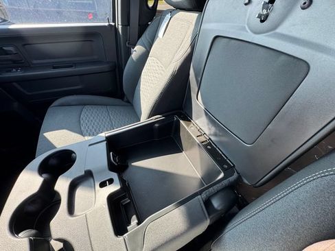 New 2026 RAM 3500 Tradesman AWD/4WD image 40