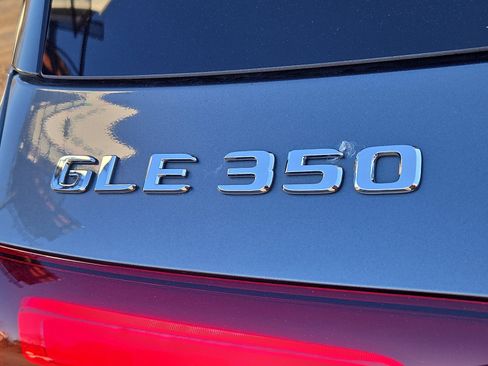 Used 2024 Mercedes-Benz GLE 350 4MATIC w/ AMG Line Exterior image 31
