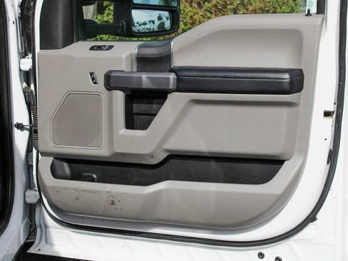 Used 2019 Ford F550 4x4 Crew Cab Super Duty image 40