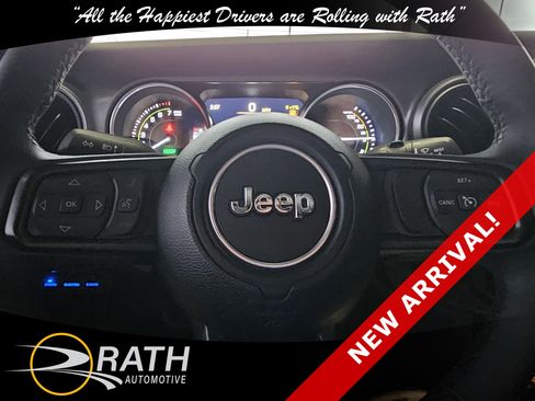 Used 2023 Jeep Wrangler Unlimited image 13
